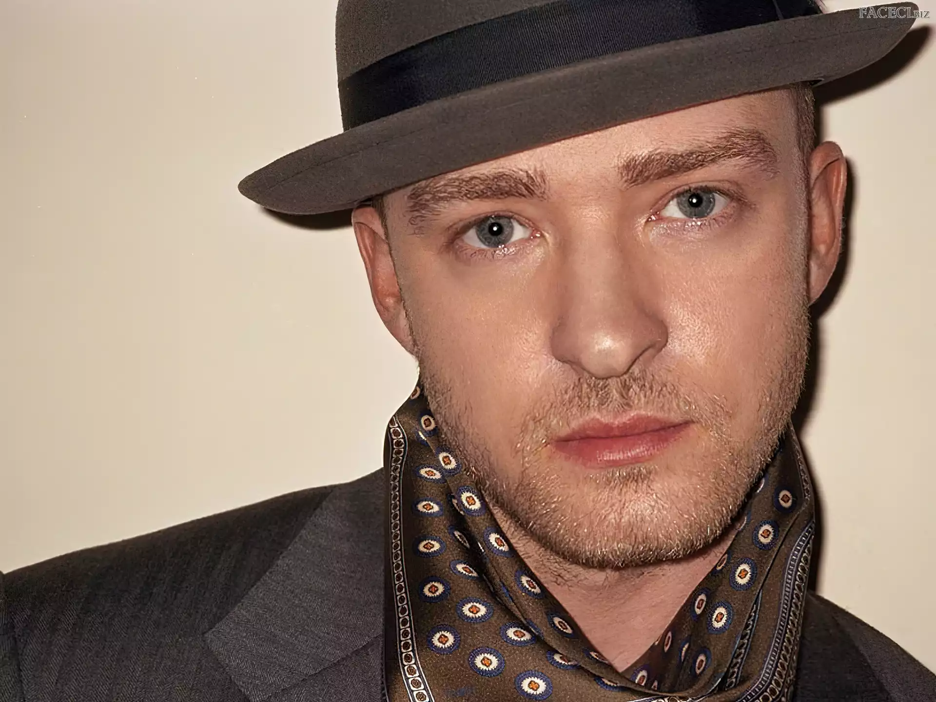 Chustka, Justin Timberlake, Kapelusz