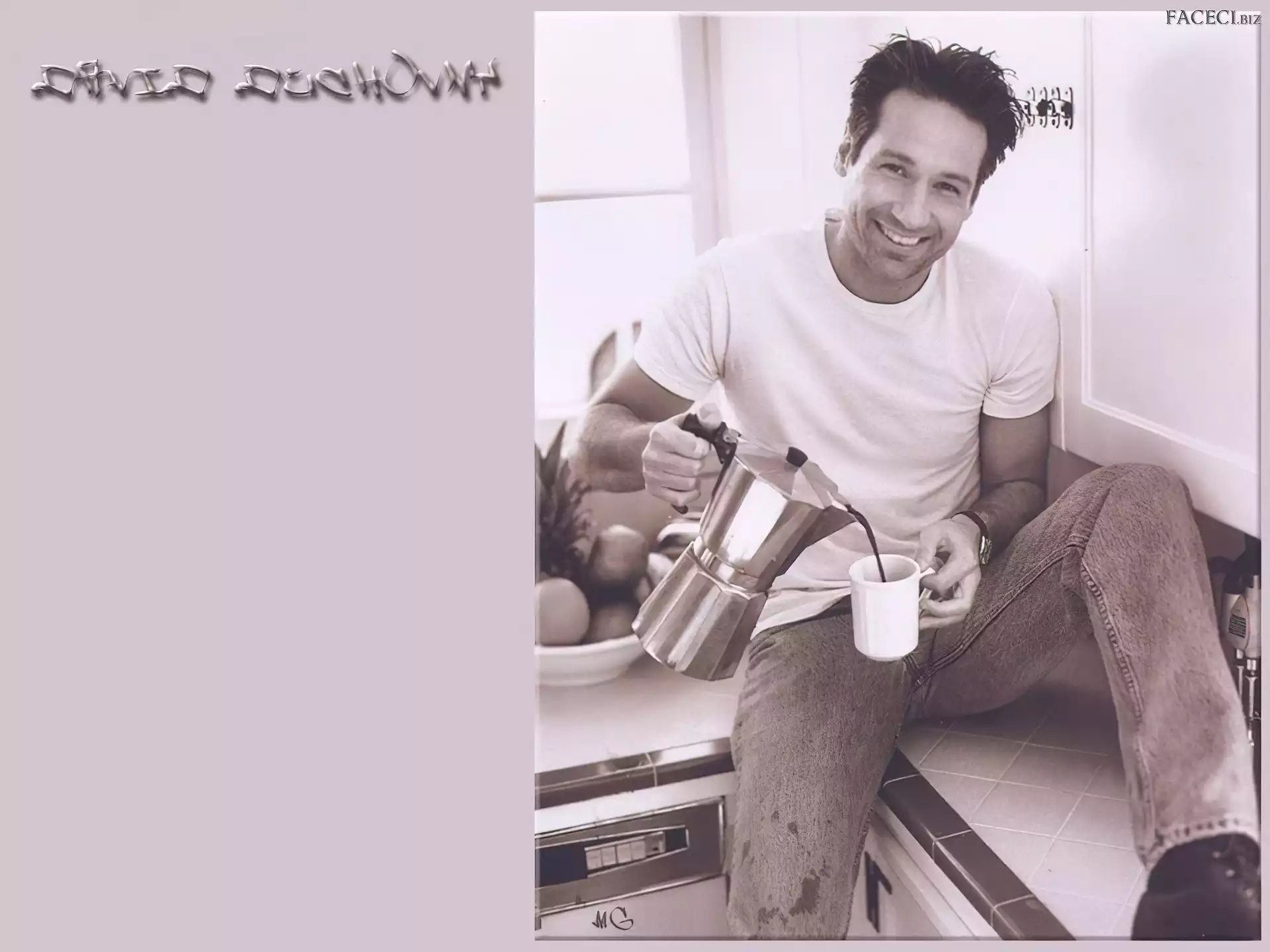 kubek, David Duchovny, kawa