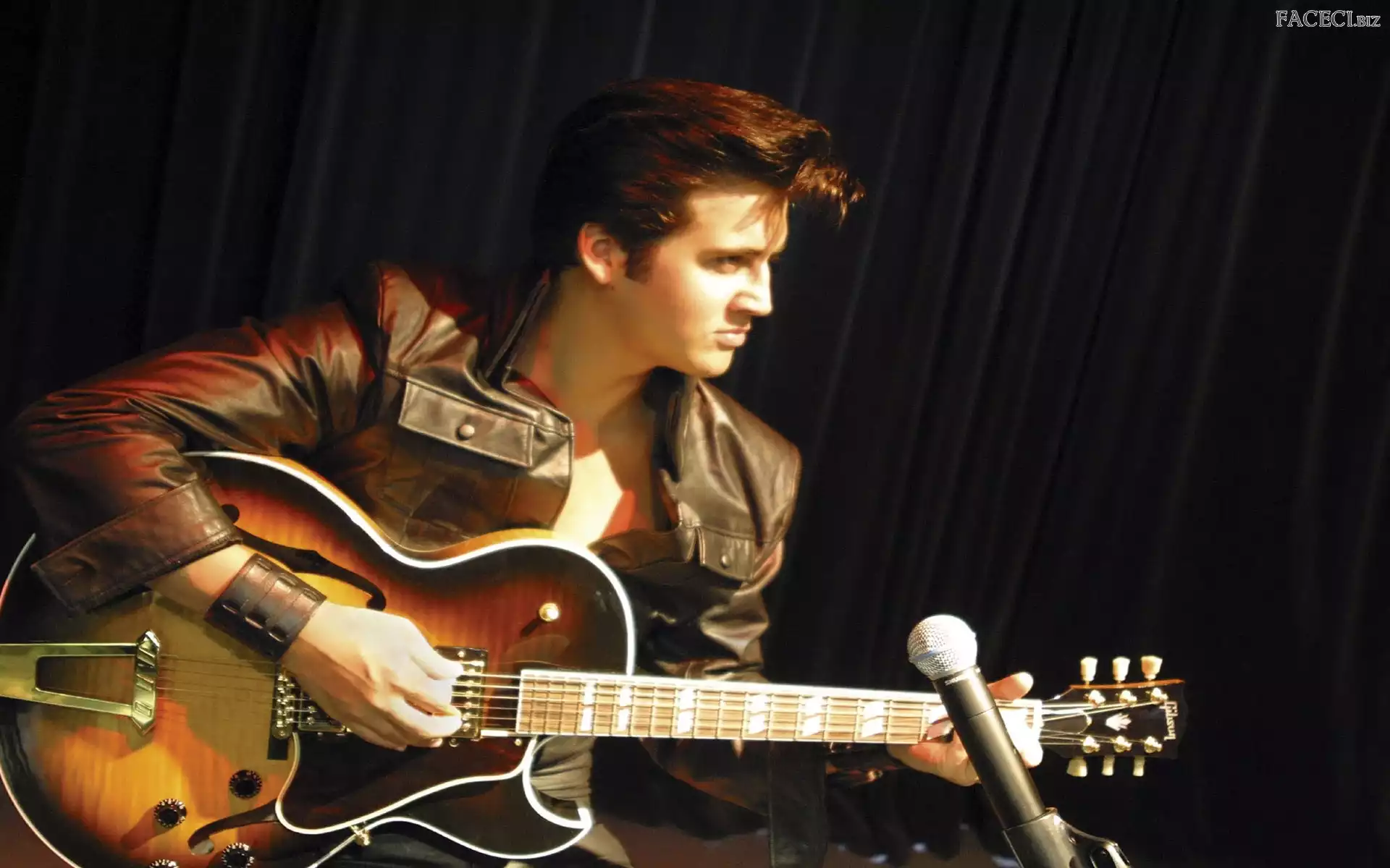 Kurtka, Elvis Presley, Gitara