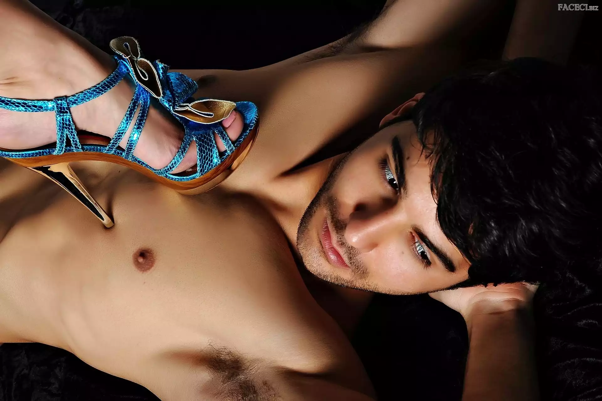 Kobiety, Model, But