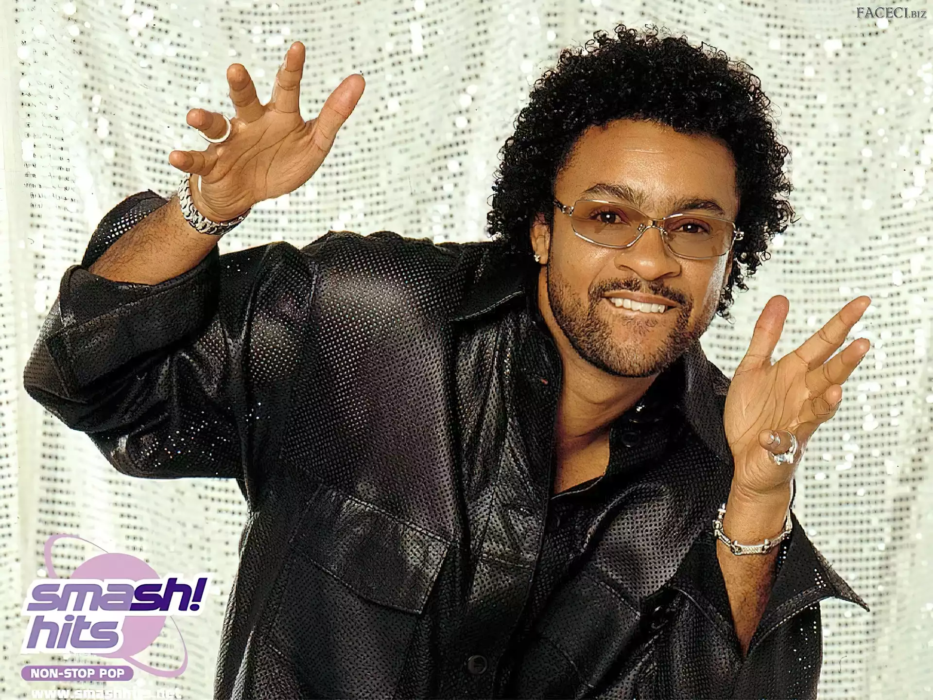 Okulary, Shaggy